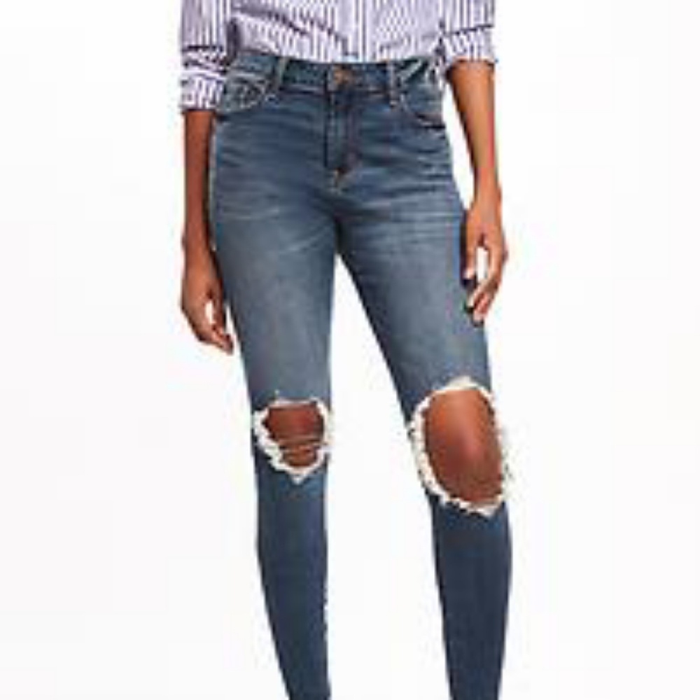 Old Navy Distressed Ankle Jeans